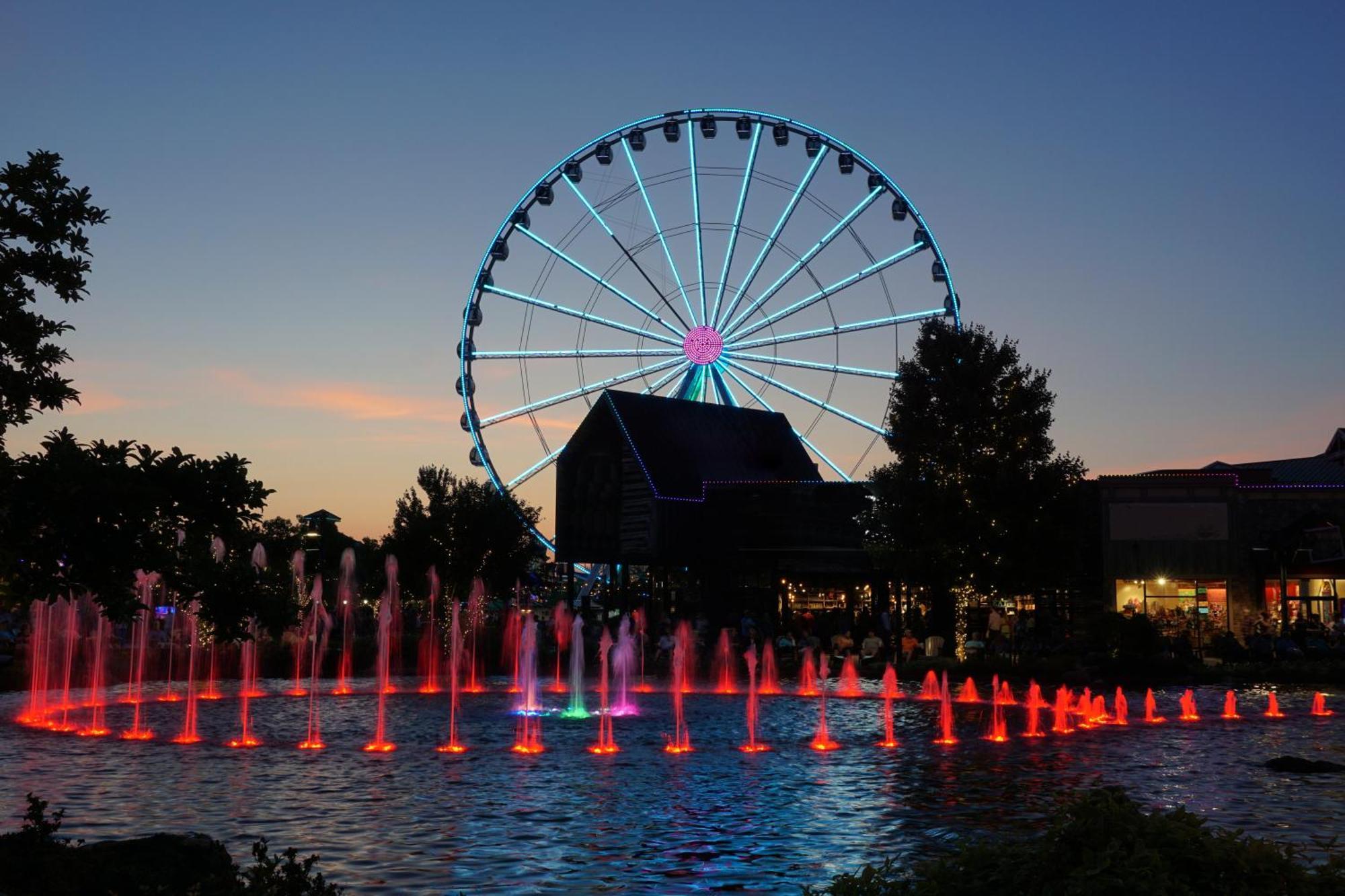 Majestic View Lodge, Amazing Views, Hot Tub, 1089 Free Tickets Each Paid Day, Dollywood And More Gatlinburg Eksteriør billede
