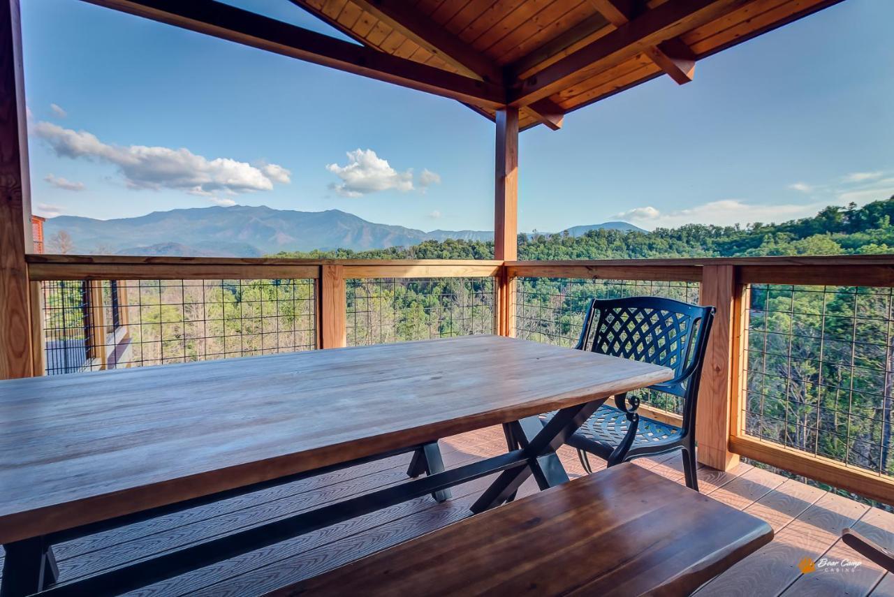 Majestic View Lodge, Amazing Views, Hot Tub, 1089 Free Tickets Each Paid Day, Dollywood And More Gatlinburg Eksteriør billede